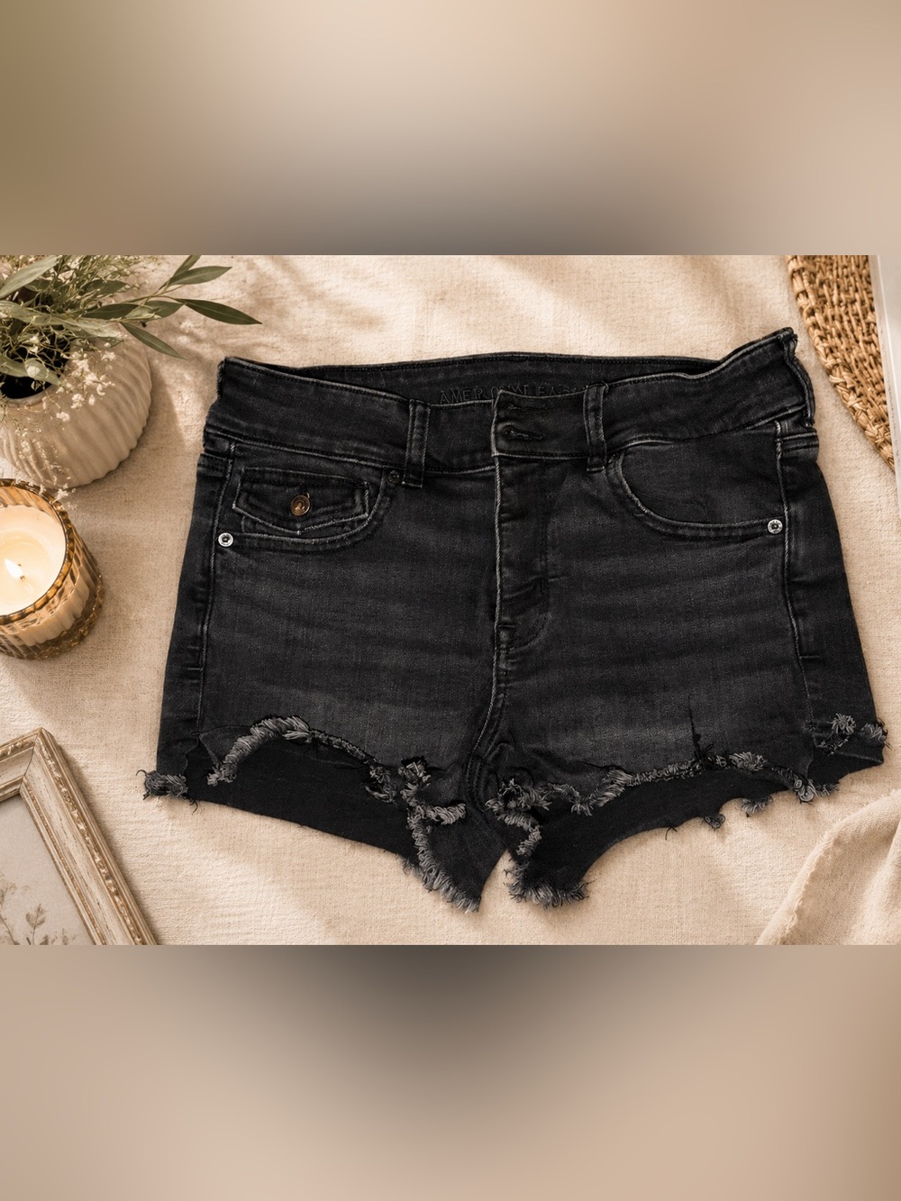 American Eagle Black Distressed Denim Women's Shorts